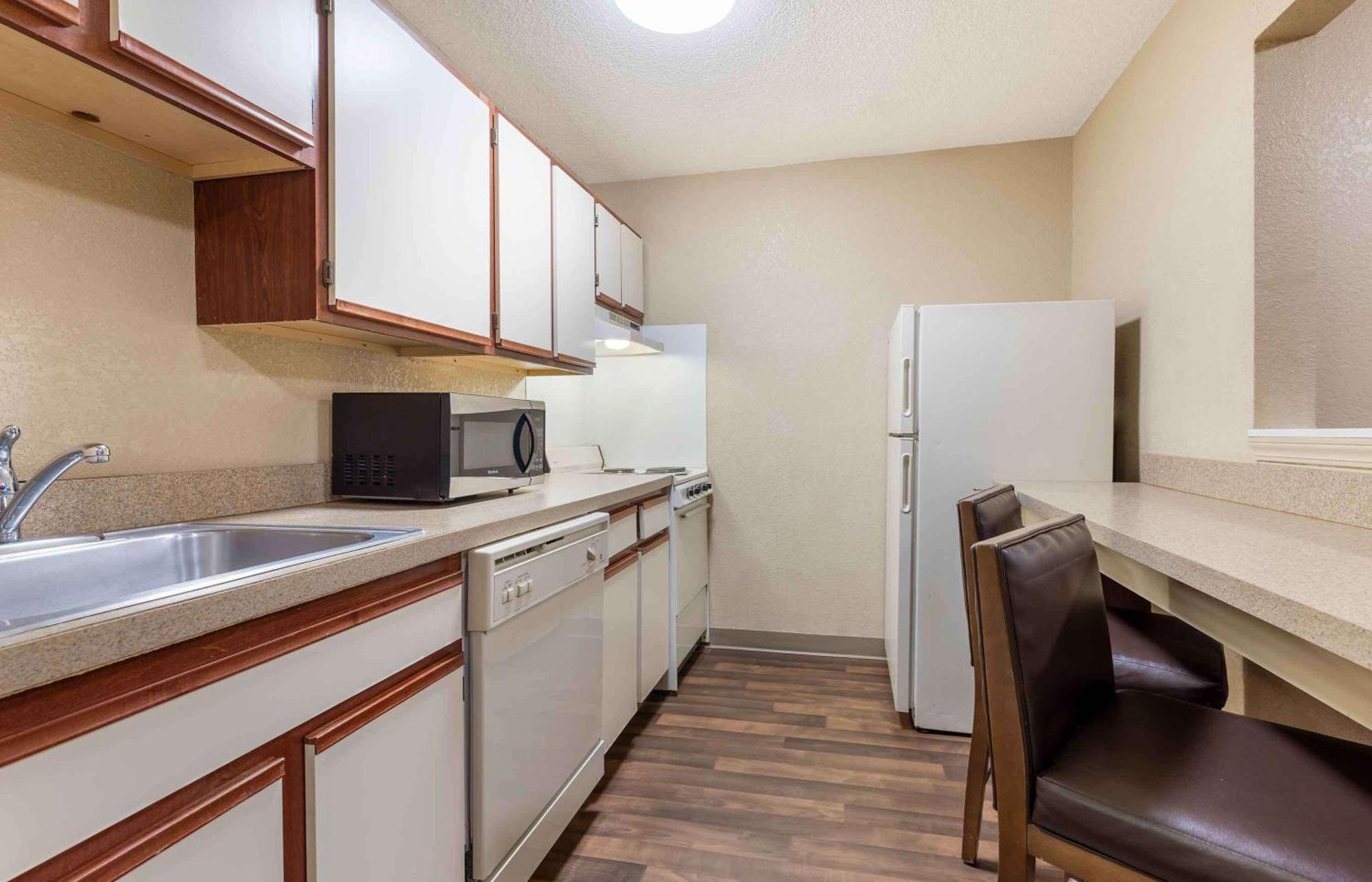 Extended Stay America Select Suites - Detroit - Warren Dış mekan fotoğraf