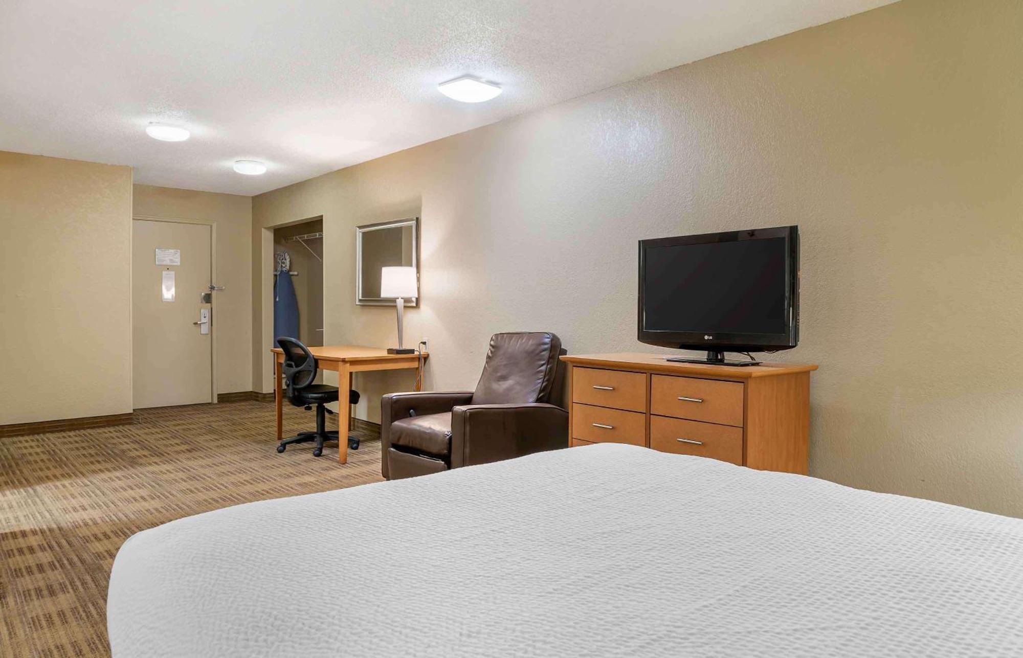 Extended Stay America Select Suites - Detroit - Warren Dış mekan fotoğraf