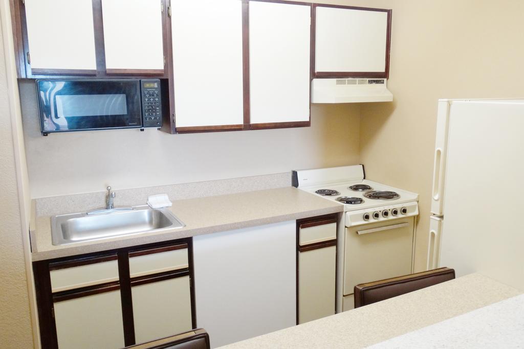 Extended Stay America Select Suites - Detroit - Warren Dış mekan fotoğraf