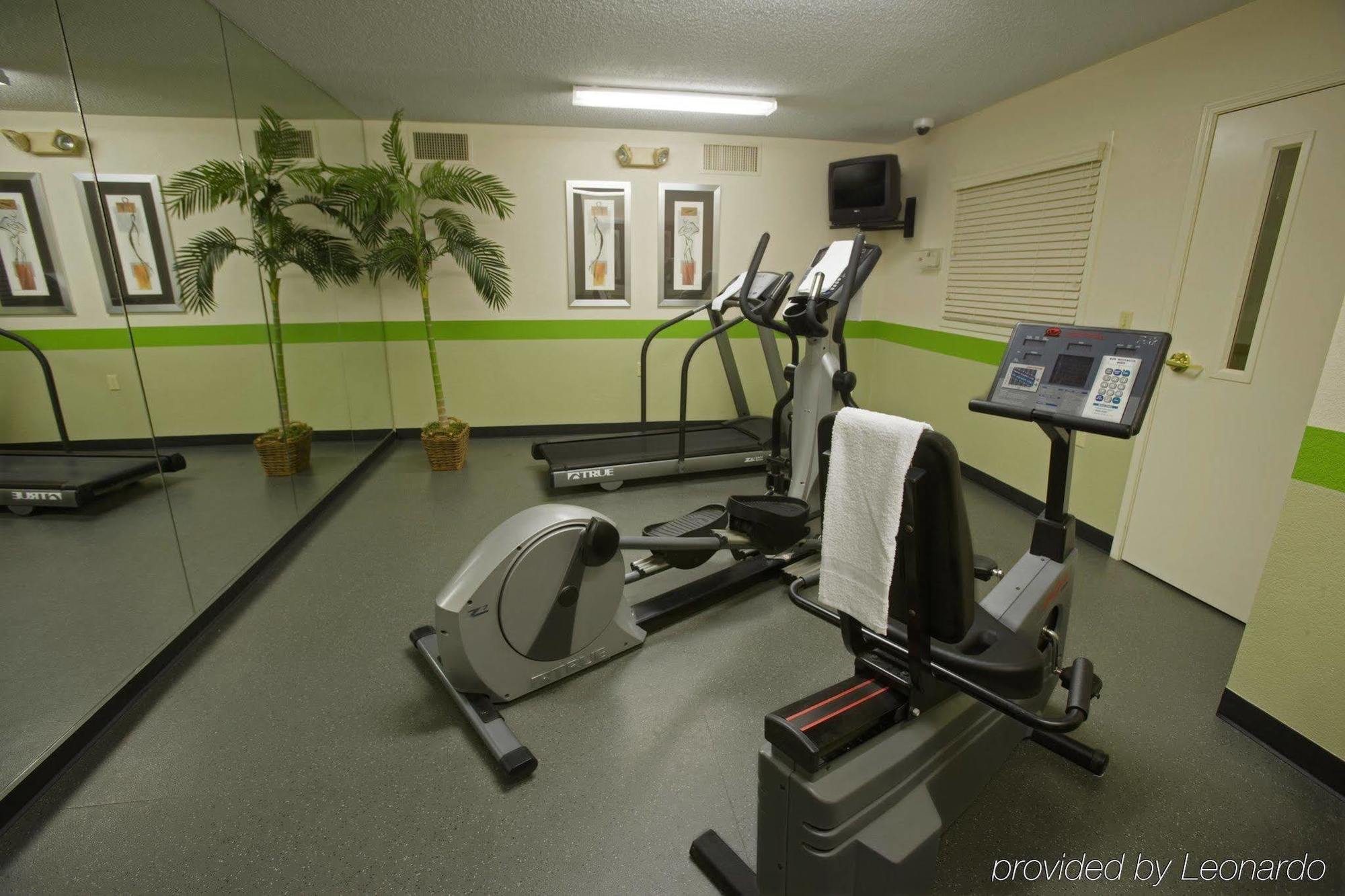 Extended Stay America Select Suites - Detroit - Warren Dış mekan fotoğraf